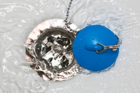 How To Minimize Drain Clog Problems In Dallas Thumbnail